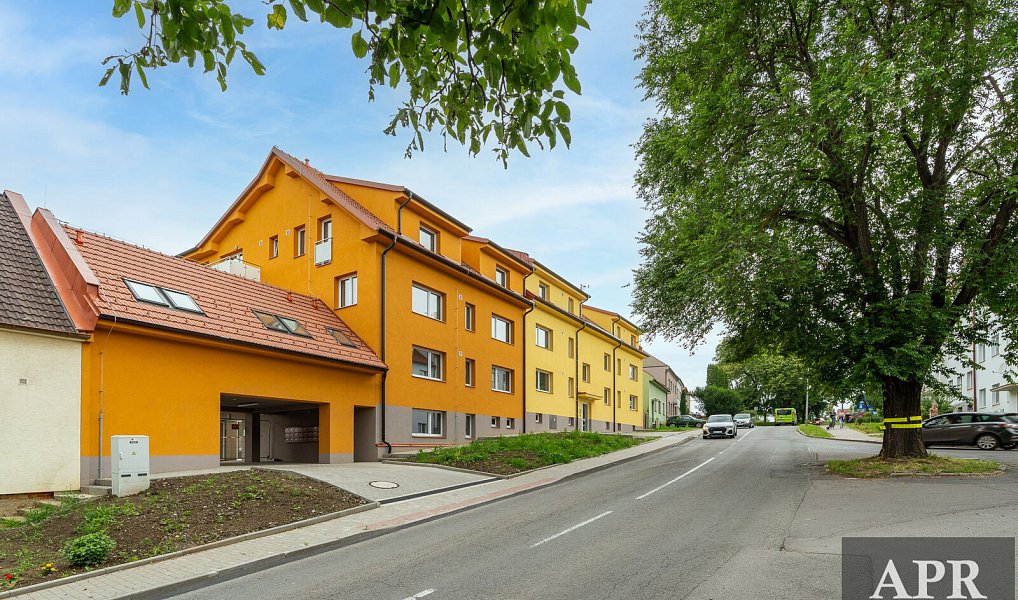 Pronájem bytu 2+kk 60 m², Uherský Brod – náhled fotky 3