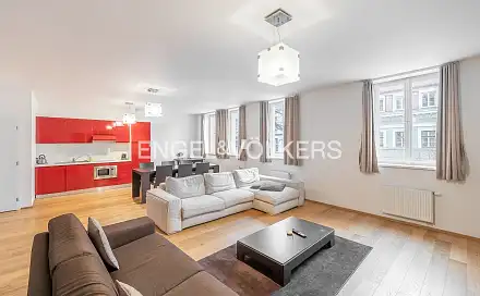 Pronájem bytu 3+kk 94 m²
