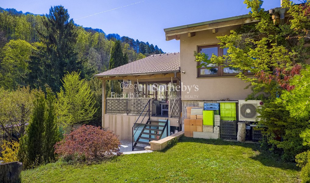 Prodej domu 422 m² s pozemkem 3 263 m², Beroun – náhled fotky 22