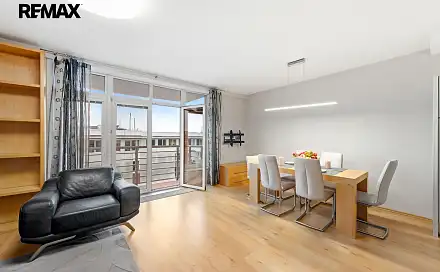 Pronájem bytu 3+kk 96 m²