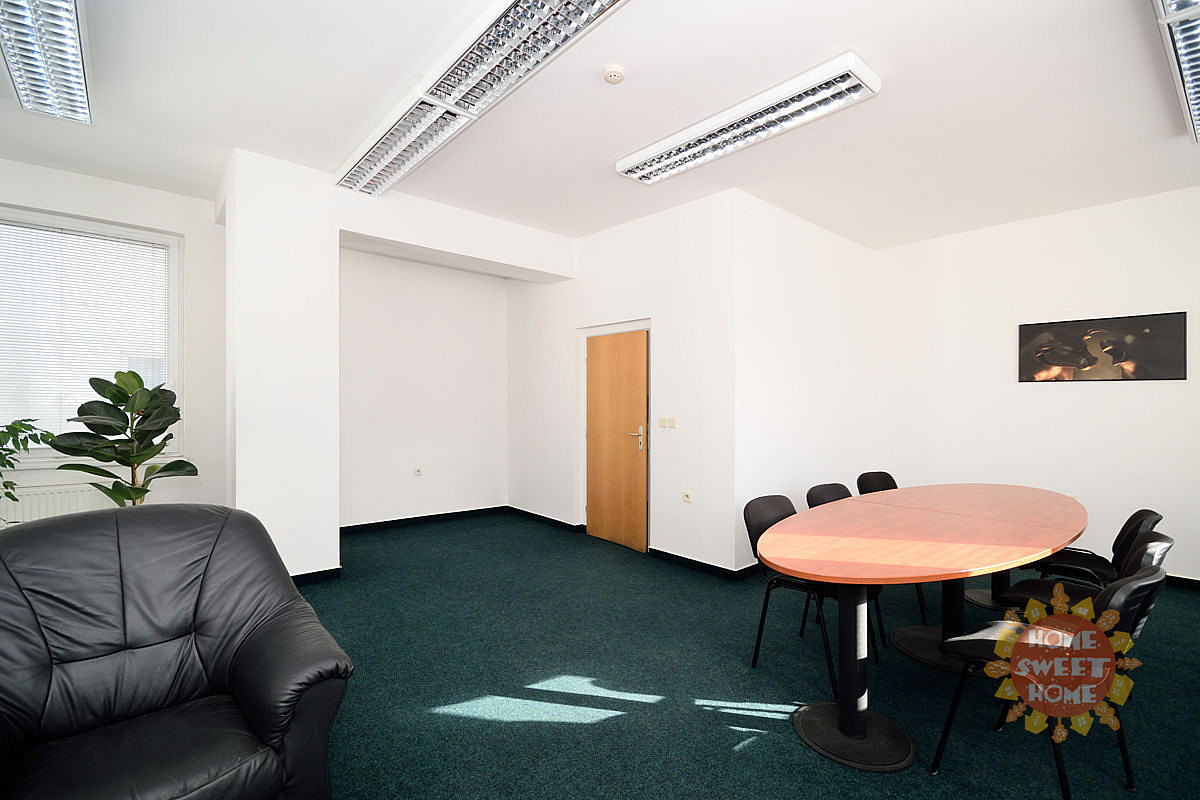 Pronájem kanceláře 31 m² — photo 5