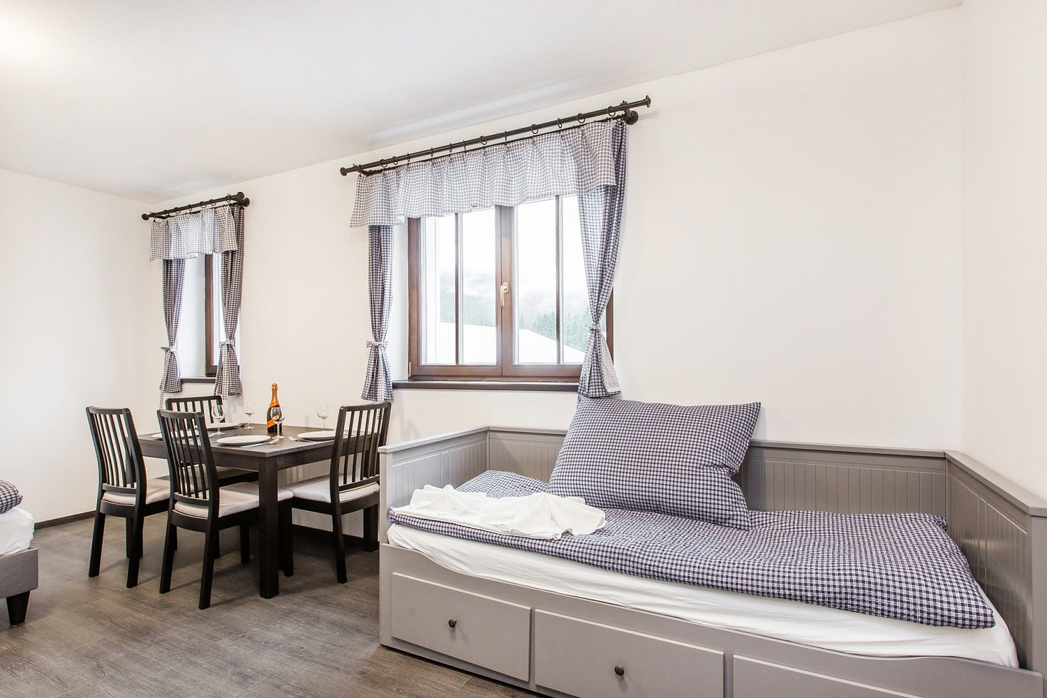 Prodej ubytovacího objektu 189 m² — photo 4