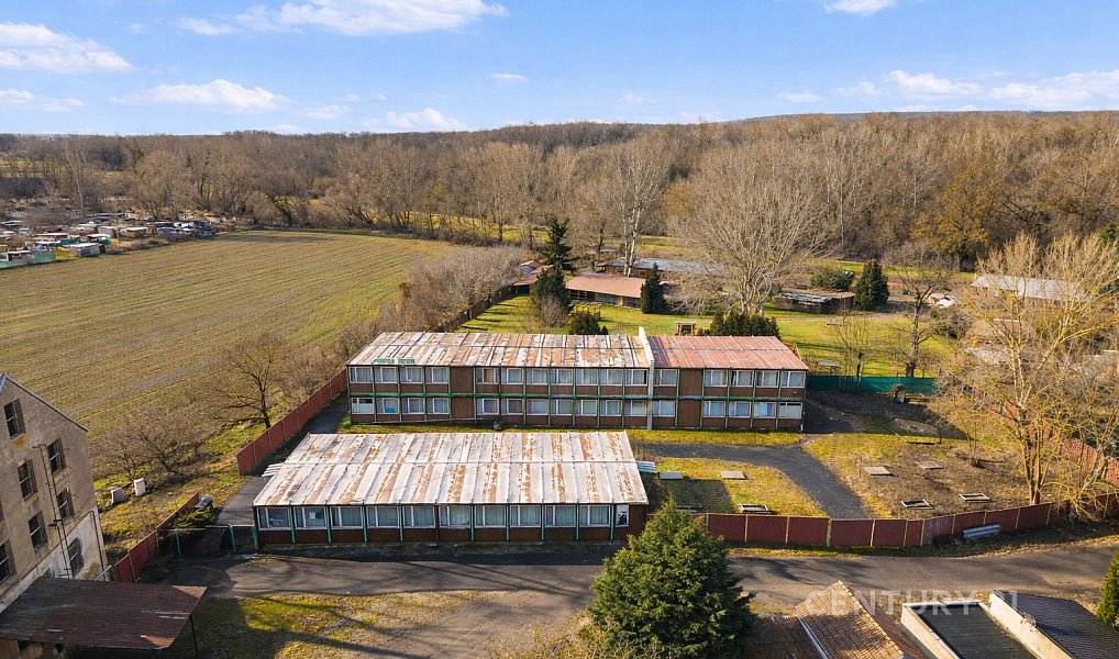 Prodej domu 1 048 m² s pozemkem 2 692 m², Přítluky – náhled fotky 8
