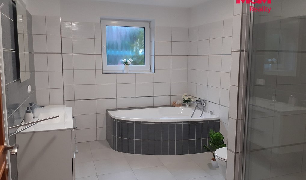 Prodej domu 230 m² s pozemkem 559 m², Všechovice – náhled fotky 5
