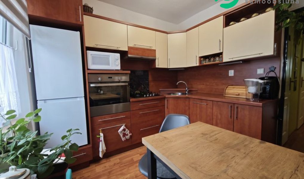 Prodej bytu 3+1 71 m², Krnov – náhled fotky 2