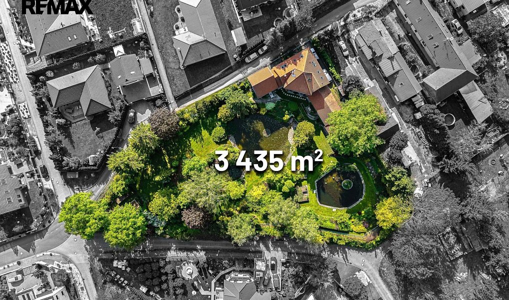 Prodej domu 277 m² s pozemkem 3 435 m², Sulice – náhled fotky 2