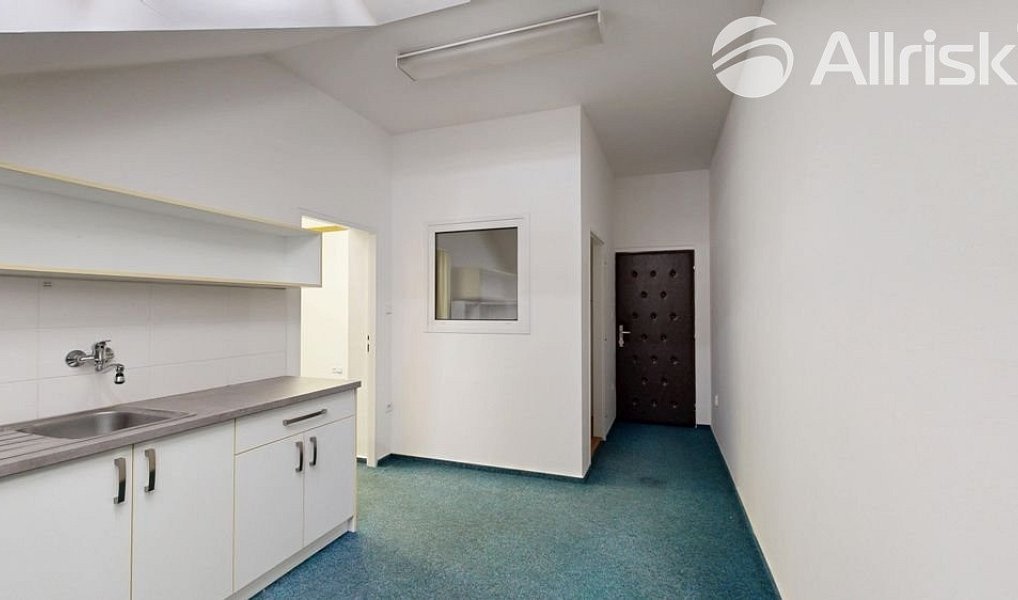 Pronájem kanceláře 52 m², Opava – fotka 1 z 8