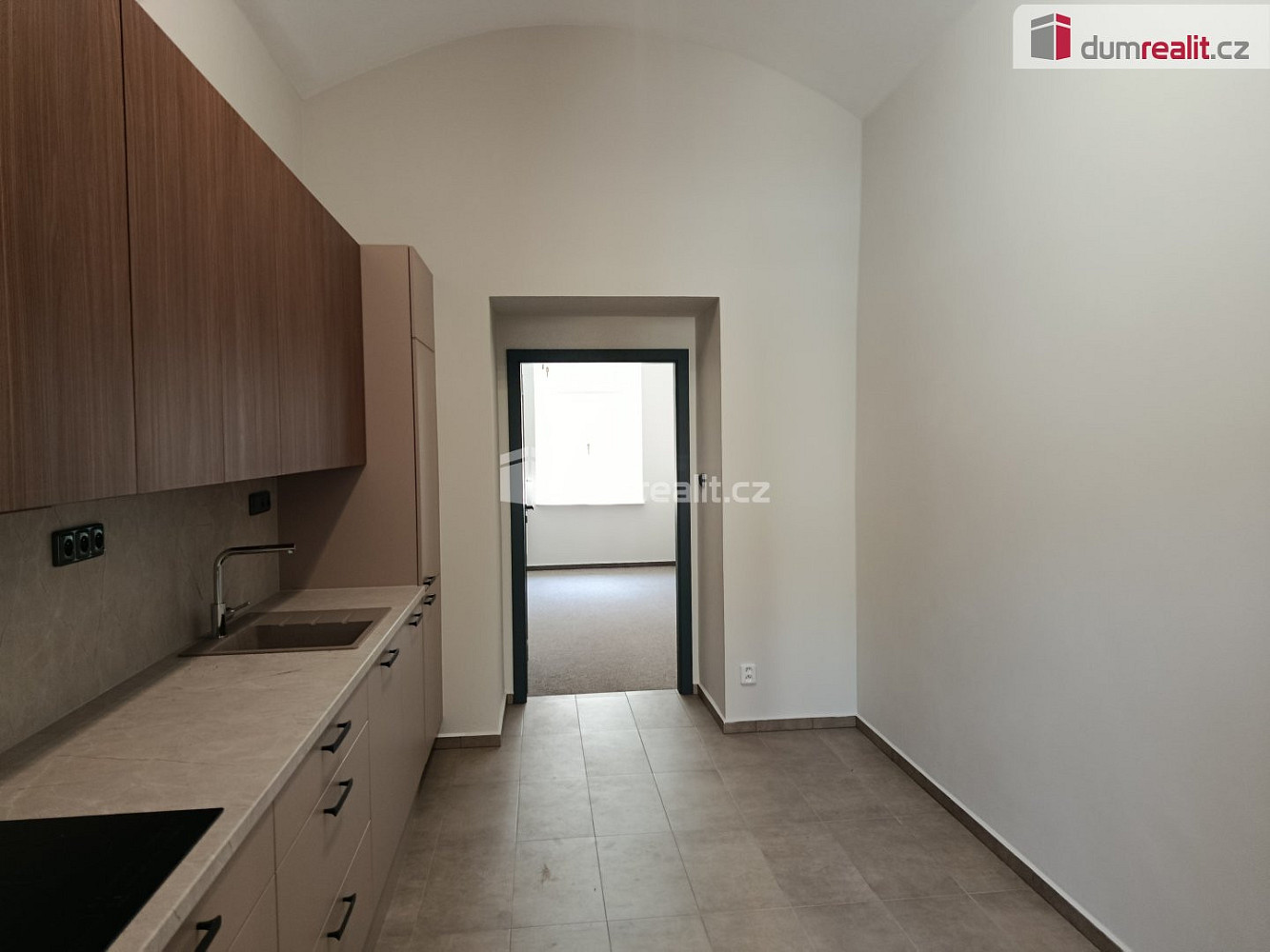 Pronájem bytu 1+1 36 m² — photo 2