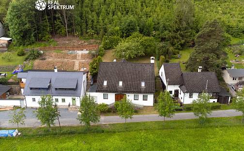 Prodej chaty/chalupy 413 m² s pozemkem 737 m², Jimramov, okres Žďár nad Sázavou