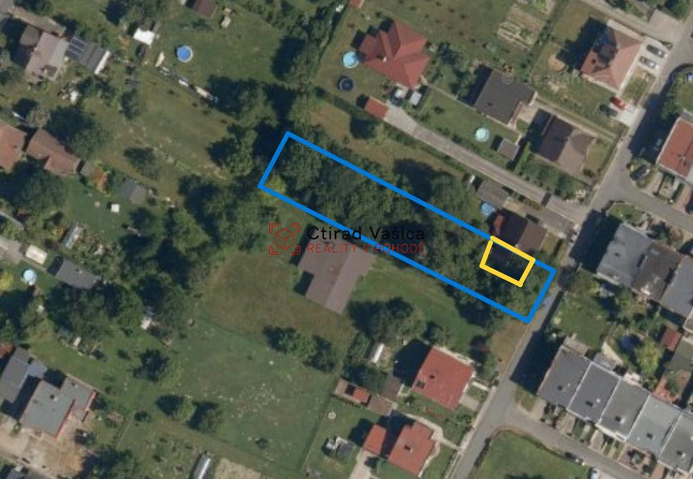 Prodej stavebního pozemku 1 037 m² – fotografie 3