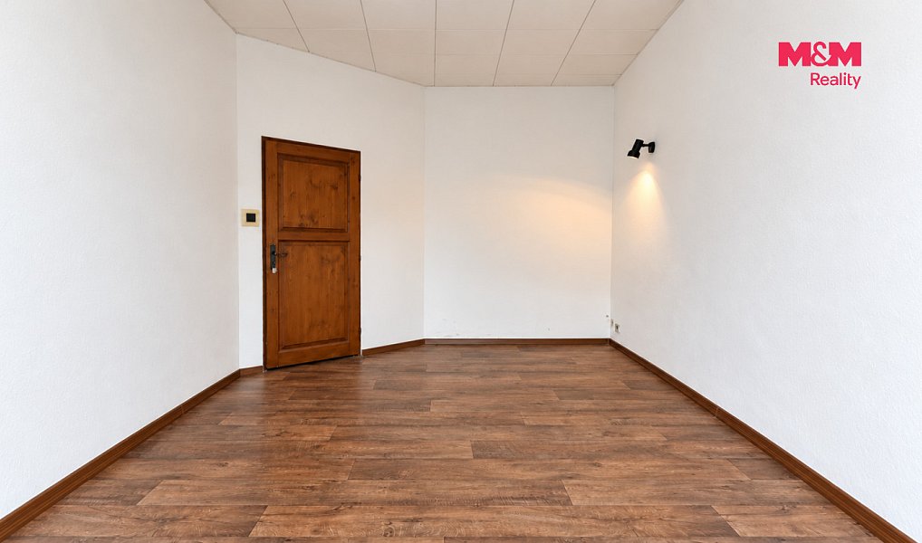 Pronájem kanceláře 9 m², Klášterec nad Ohří – náhled fotky 2