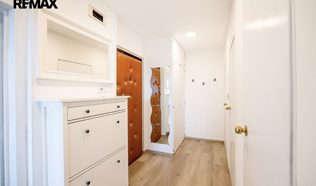 Prodej bytu 3+kk 66 m², Praha – náhled fotky 2