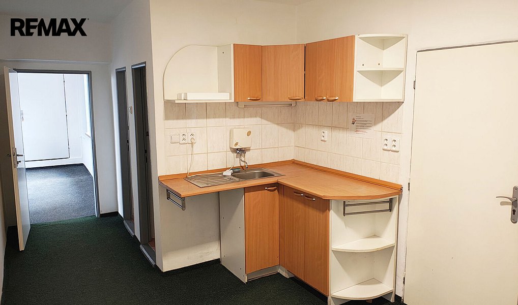 Pronájem kanceláře 256 m², Děčín – náhled fotky 9