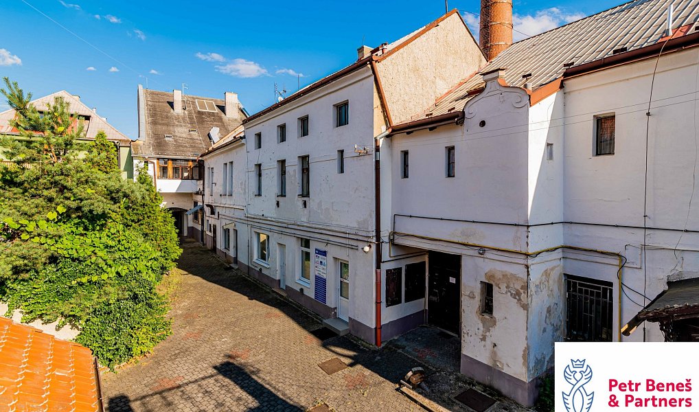 Prodej obchodních prostor 1 100 m², Rakovník – náhled fotky 52