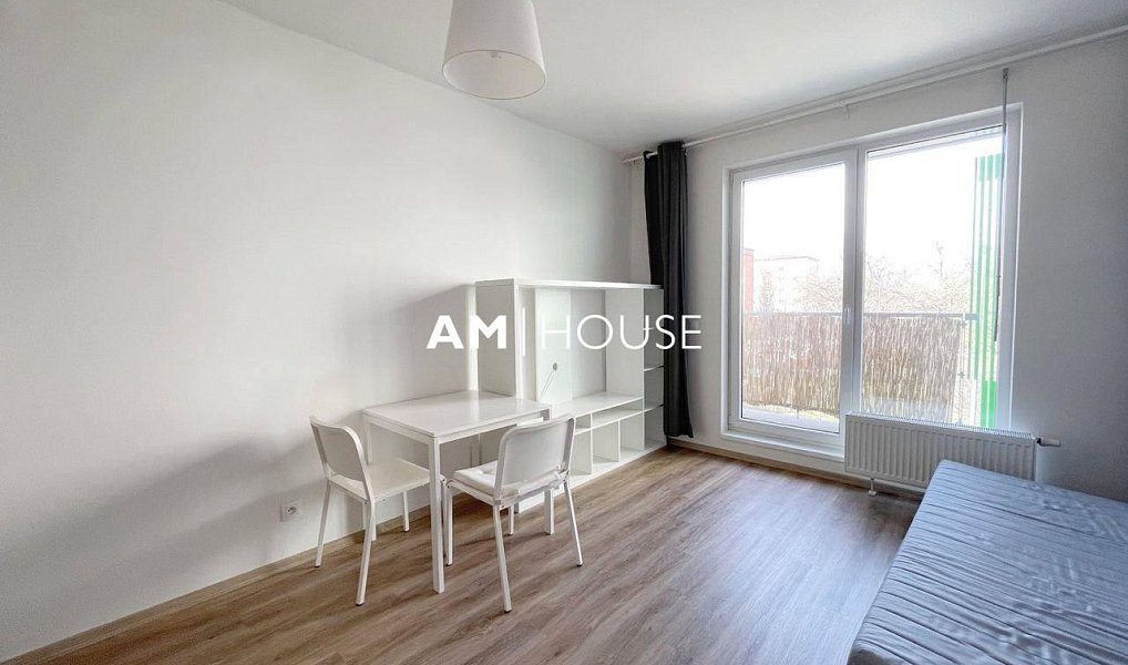 Pronájem bytu 1+kk 28 m², Praha – náhled fotky 3