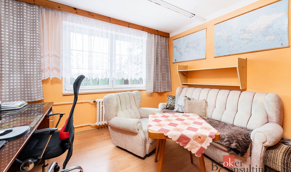 Prodej domu 255 m² s pozemkem 1 050 m², Pila – náhled fotky 12