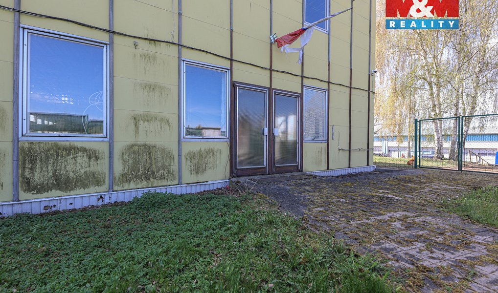 Pronájem obchodních prostor 700 m², Stříbro – náhled fotky 4