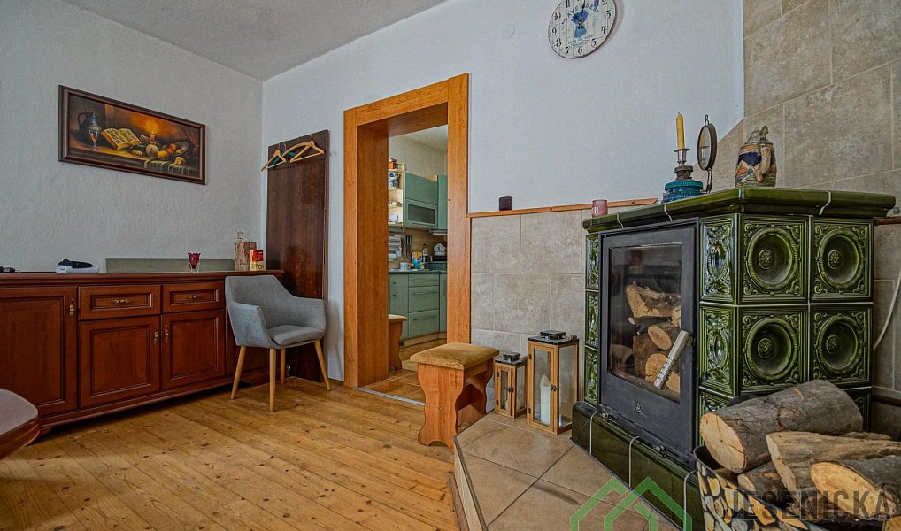 Prodej domu 336 m² s pozemkem 1 626 m², Bernartice – náhled fotky 12