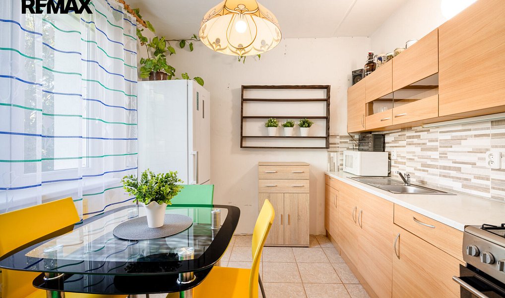 Prodej bytu 3+1 69 m², Cheb – náhled fotky 2