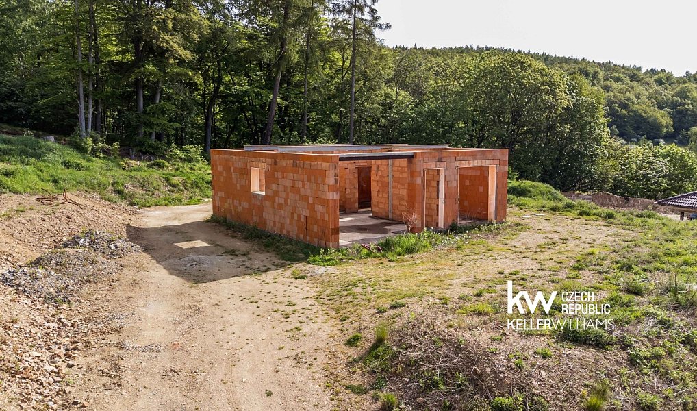 Prodej stavebního pozemku 1 731 m², Meziboří – náhled fotky 6