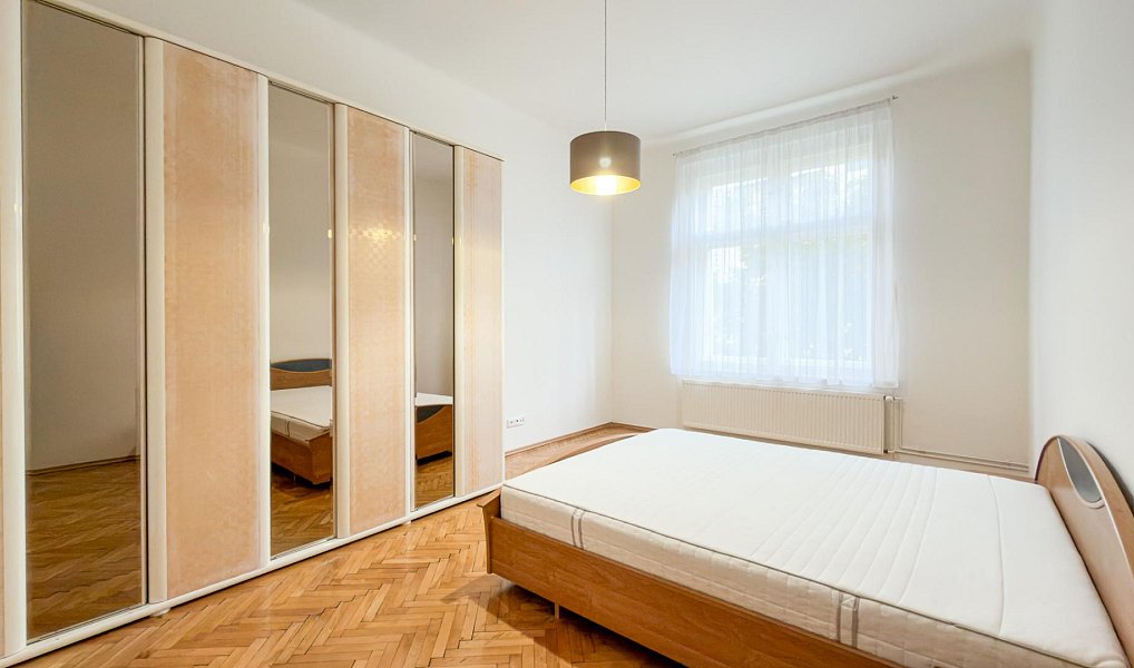 Pronájem bytu 2+1 85 m², Praha – náhled fotky 5