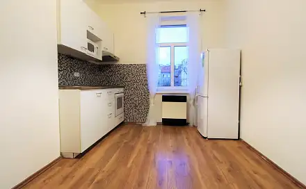 Pronájem bytu 1+1 35 m², Na sypkém, Praha 8 - Libeň
