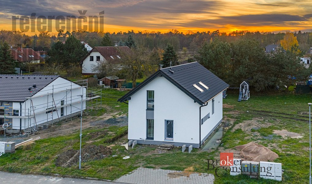 Prodej domu 125 m² s pozemkem 816 m², Sezemice – náhled fotky 3