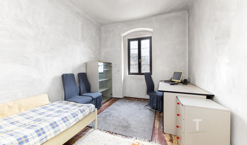 Prodej domu 258 m² s pozemkem 991 m², Nespeky – náhled fotky 10