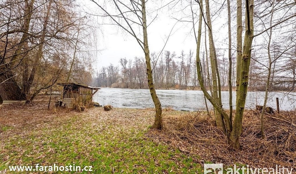 Prodej ubytovacího objektu 420 m², Hostín u Vojkovic – náhled fotky 26