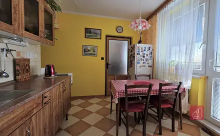 Prodej bytu 3+1 69 m², sídl. Dukelských hrdinů, Břeclav