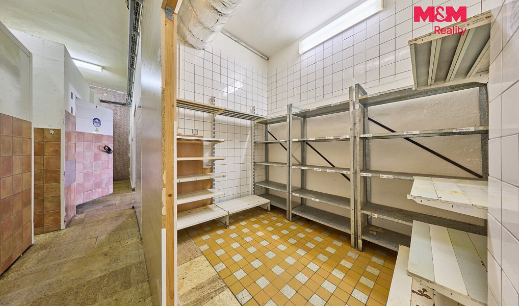 Prodej výrobních prostor 350 m², Trutnov – náhled fotky 10