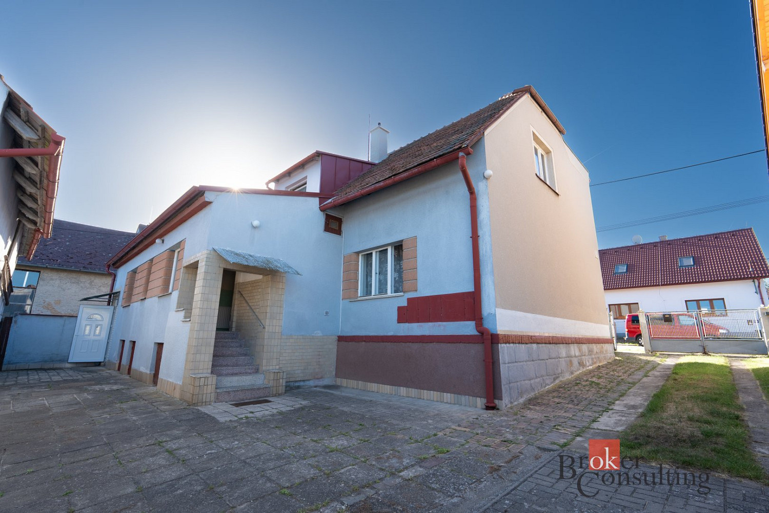 Prodej domu 200 m² s pozemkem 676 m²