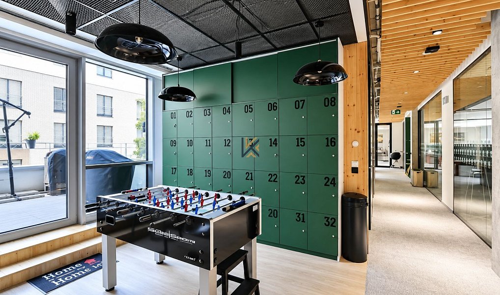 Pronájem kanceláře 481 m², Praha – náhled fotky 3