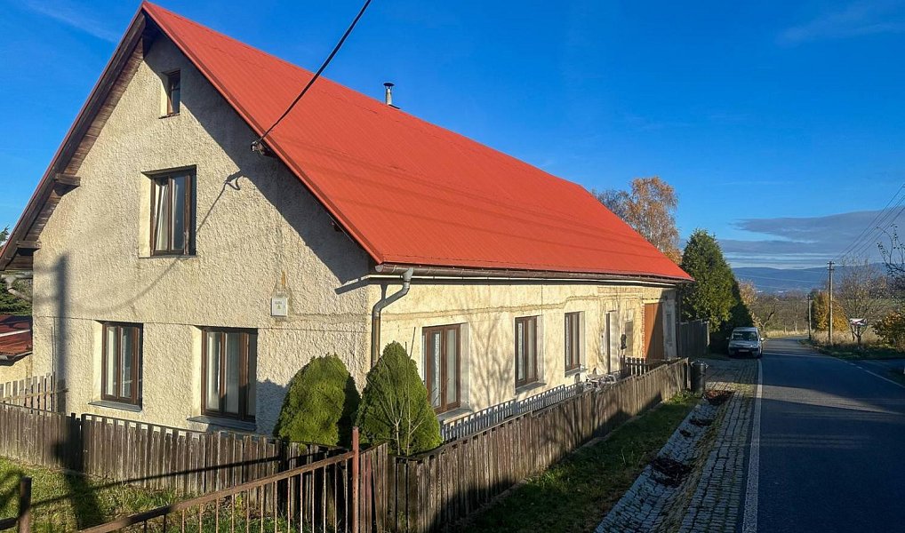 Prodej domu 300 m² s pozemkem 10 228 m², Jeřmanice – náhled fotky 2