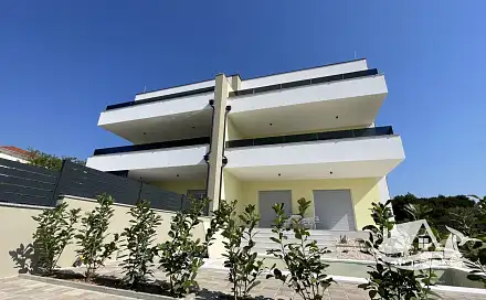 Prodej domu 210 m² s pozemkem 320 m², Tribunj, Chorvatsko