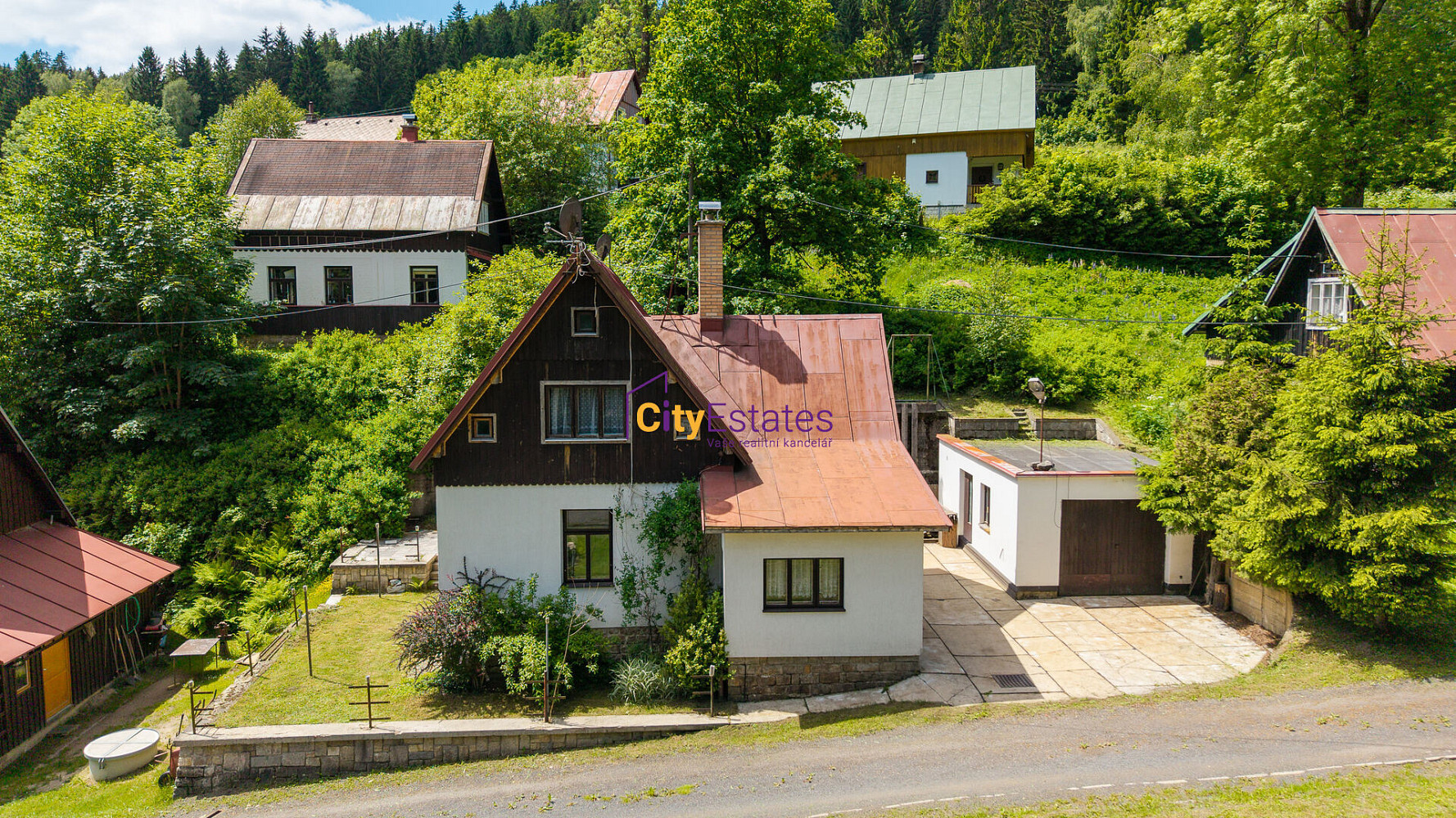 Prodej domu 145 m² s pozemkem 469 m² – fotografie 2