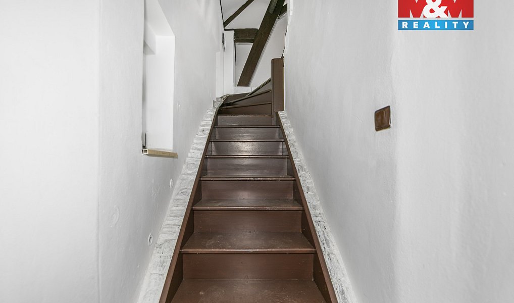 Prodej domu 230 m² s pozemkem 325 m², Holýšov – náhled fotky 21