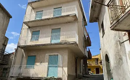 Prodej domu 160 m² s pozemkem 80 m², San Piero Patti, region Sicílie, Itálie