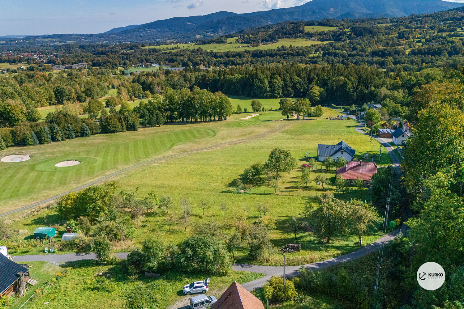 Prodej stavebního pozemku 3 812 m² – fotografie 4