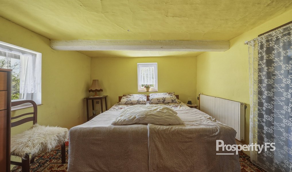 Prodej domu 318 m² s pozemkem 1 081 m², Liběšice – náhled fotky 27