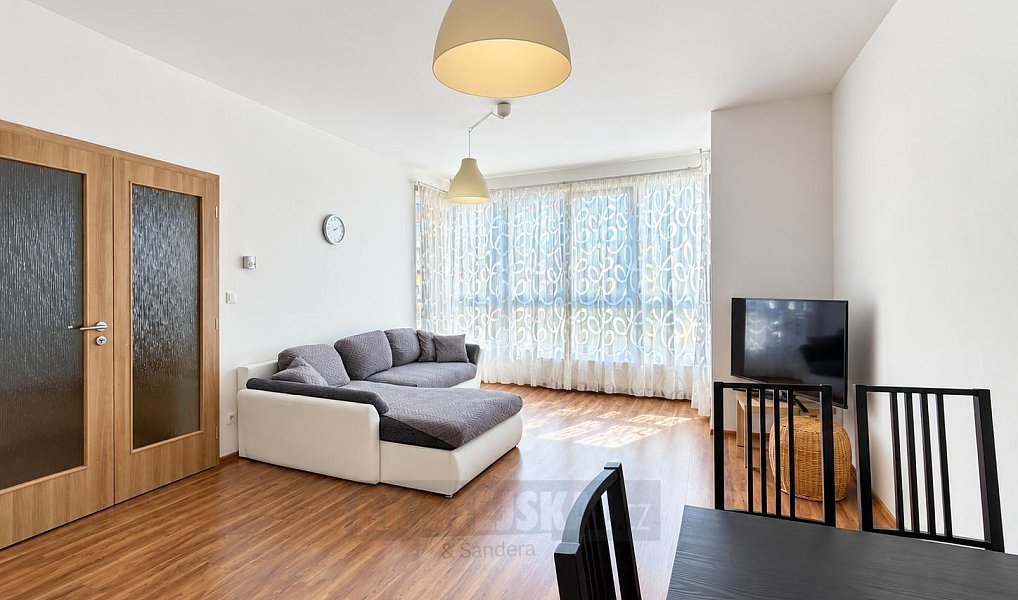 Pronájem bytu 2+kk 58 m², České Budějovice – náhled fotky 2