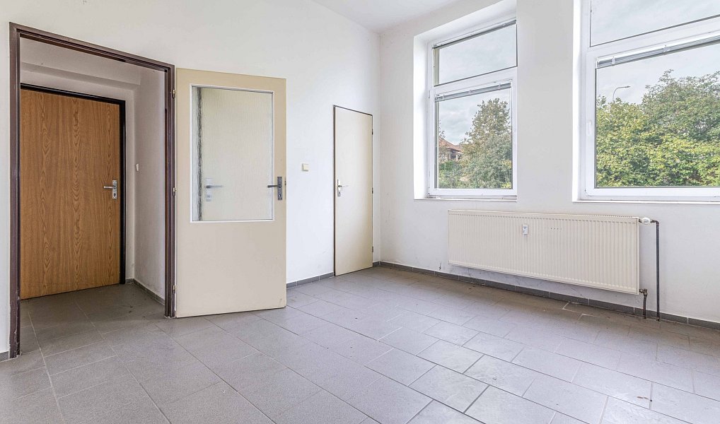 Pronájem kanceláře 38 m², Rakovník – náhled fotky 8