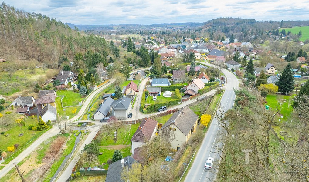 Prodej domu 258 m² s pozemkem 991 m², Nespeky – náhled fotky 26