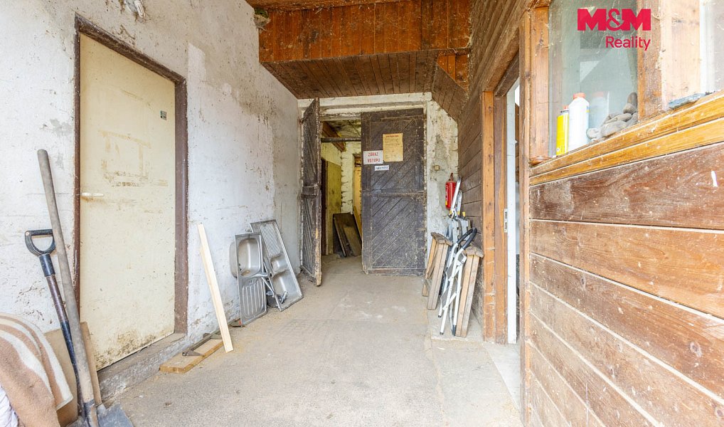 Pronájem skladovacích prostor 300 m², Kunratice u Cvikova – náhled fotky 4