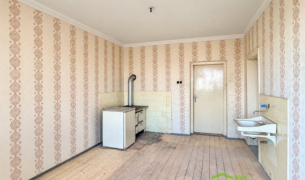 Prodej domu 205 m² s pozemkem 1 350 m², Bánov – náhled fotky 8