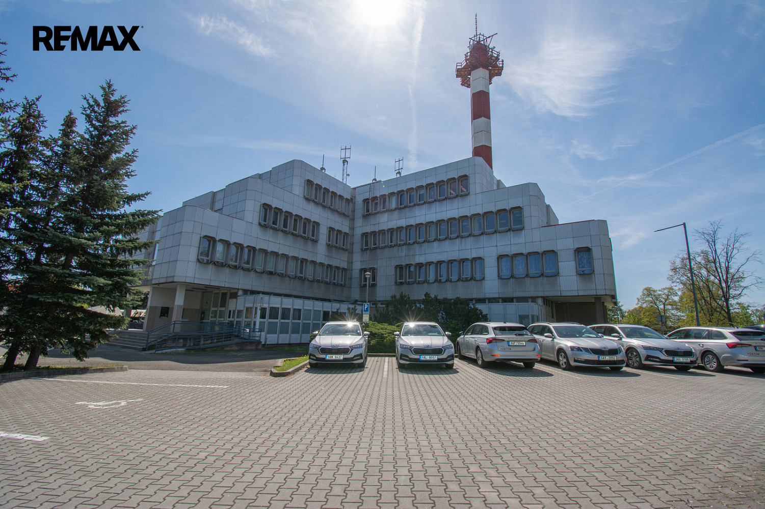 Pronájem kanceláře 172 m² – fotografie 2