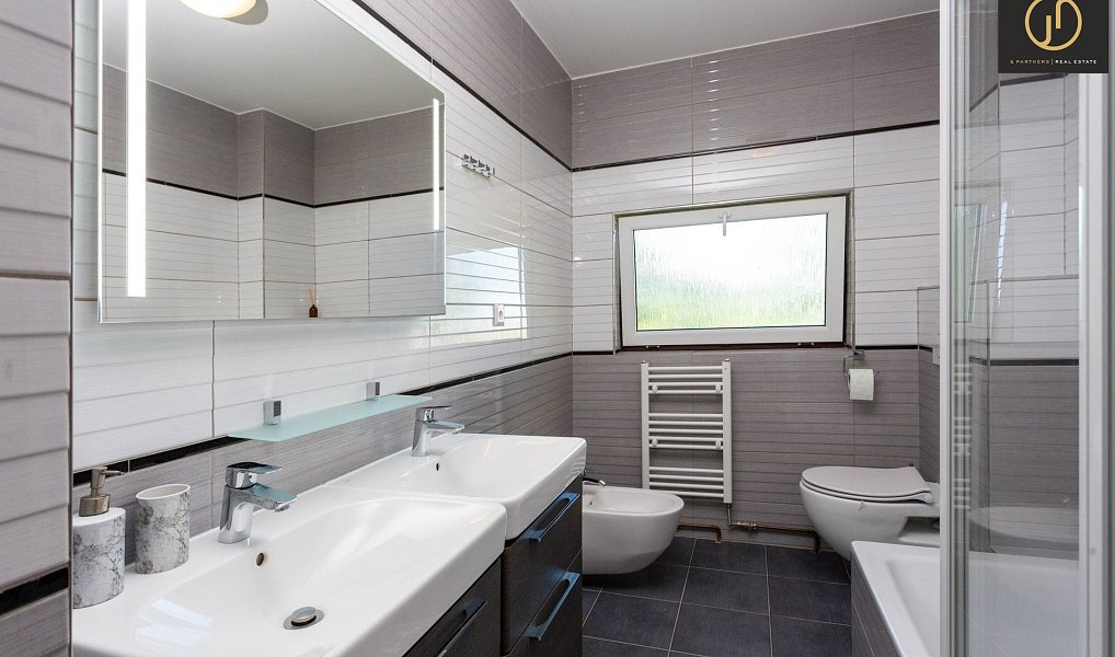 Prodej domu 350 m² s pozemkem 1 037 m², Karlovy Vary – náhled fotky 19
