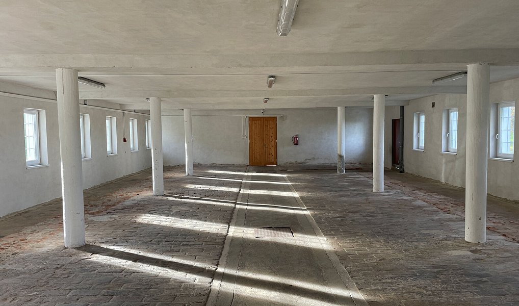 Pronájem skladovacích prostor 182 m², Vimperk – náhled fotky 3