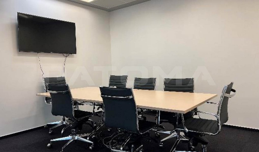 Pronájem kanceláře 384 m², Praha – náhled fotky 6