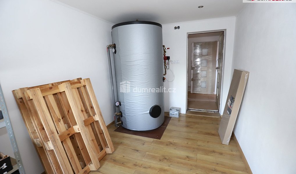 Prodej domu 180 m² s pozemkem 1 242 m², Šindelová – náhled fotky 14
